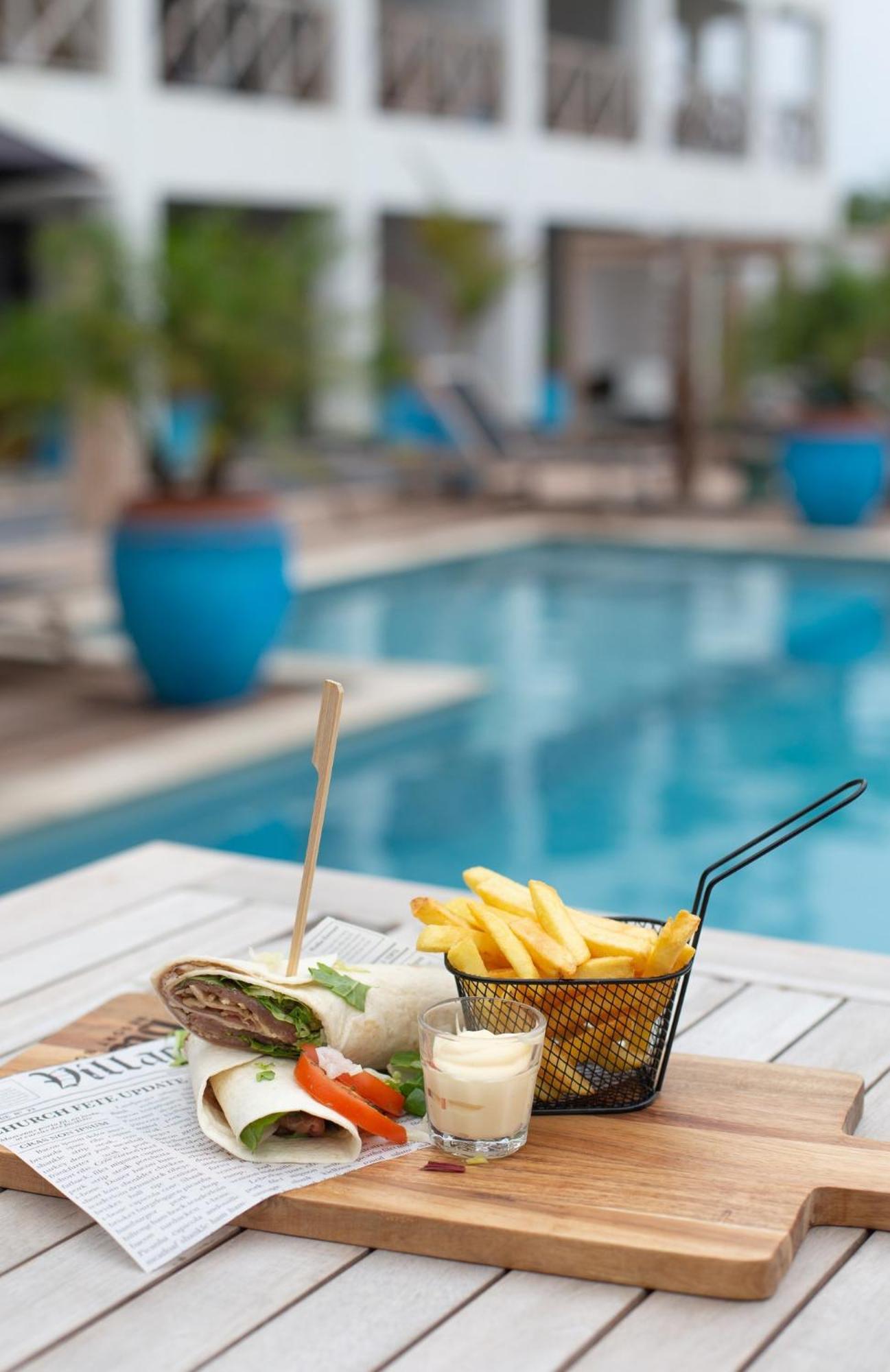 Bloozz Resort Bonaire Kralendijk  Bagian luar foto