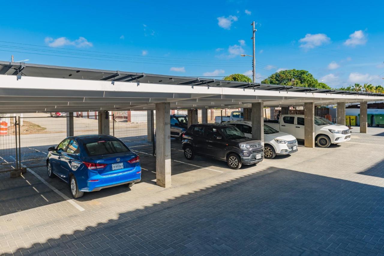 Bloozz Resort Bonaire Kralendijk  Bagian luar foto