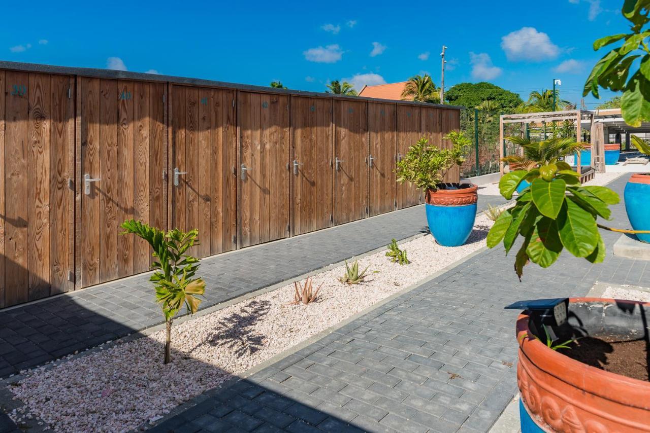 Bloozz Resort Bonaire Kralendijk  Bagian luar foto