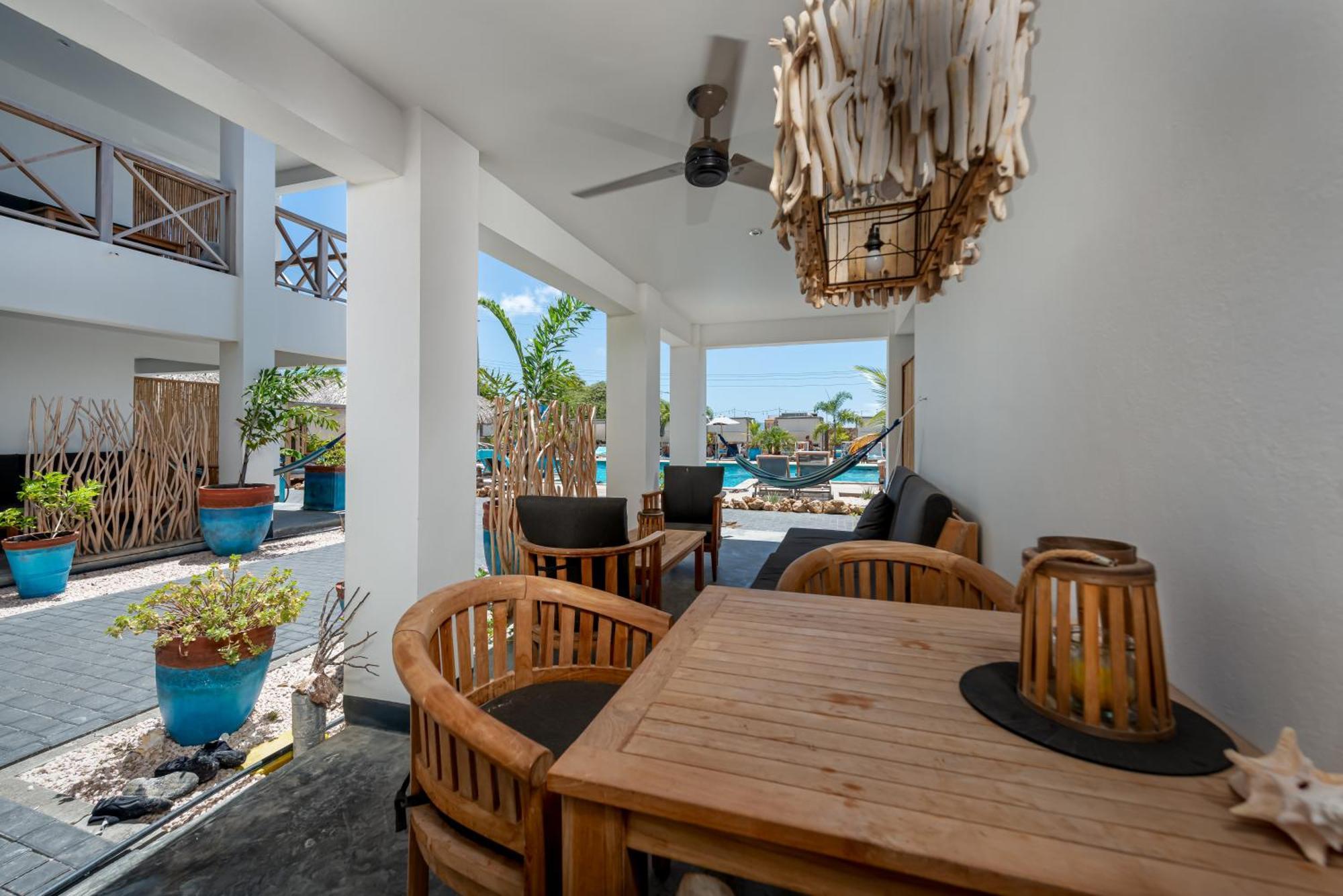 Bloozz Resort Bonaire Kralendijk  Bagian luar foto