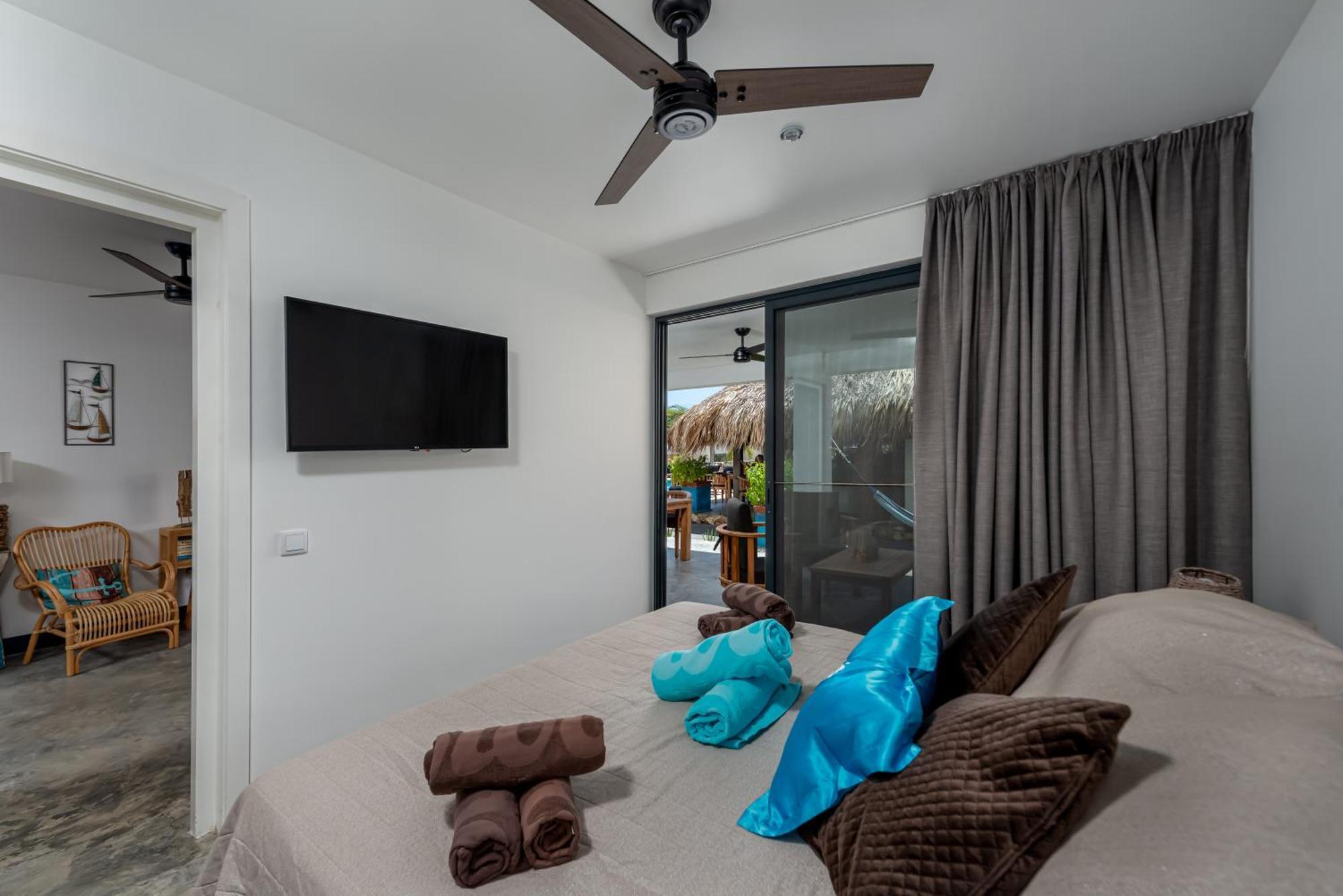 Bloozz Resort Bonaire Kralendijk  Bagian luar foto